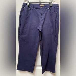 Earl Jean Capris